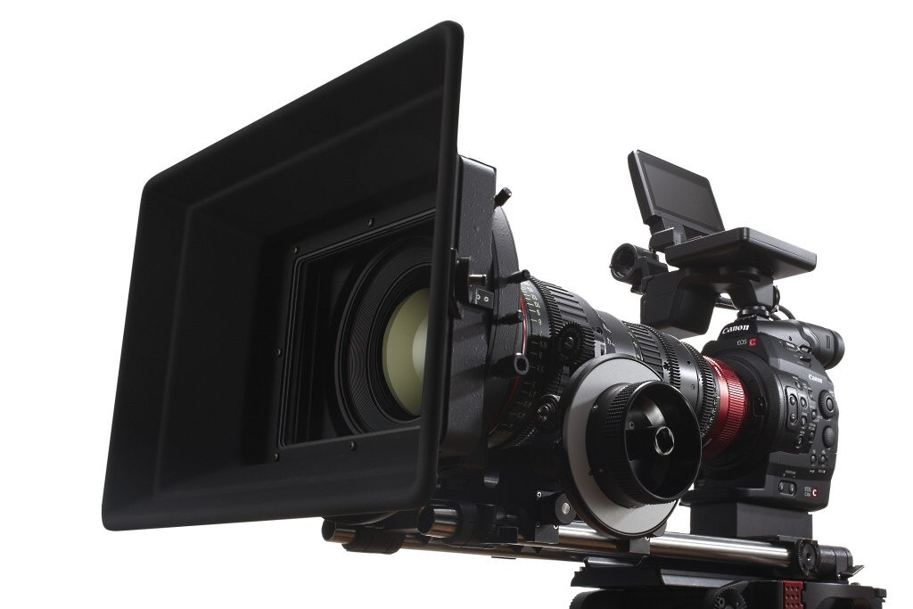 Canon EOS C300 - Horydoly.cz 