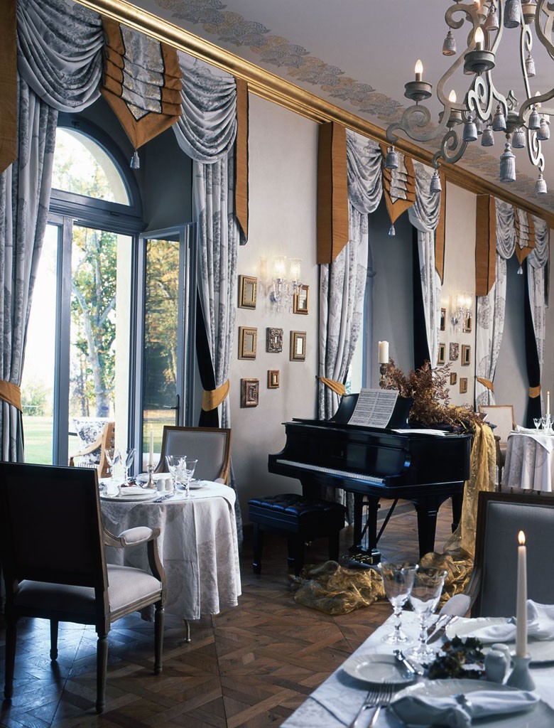 Chateau Mcely, restaurace Piano Nobile