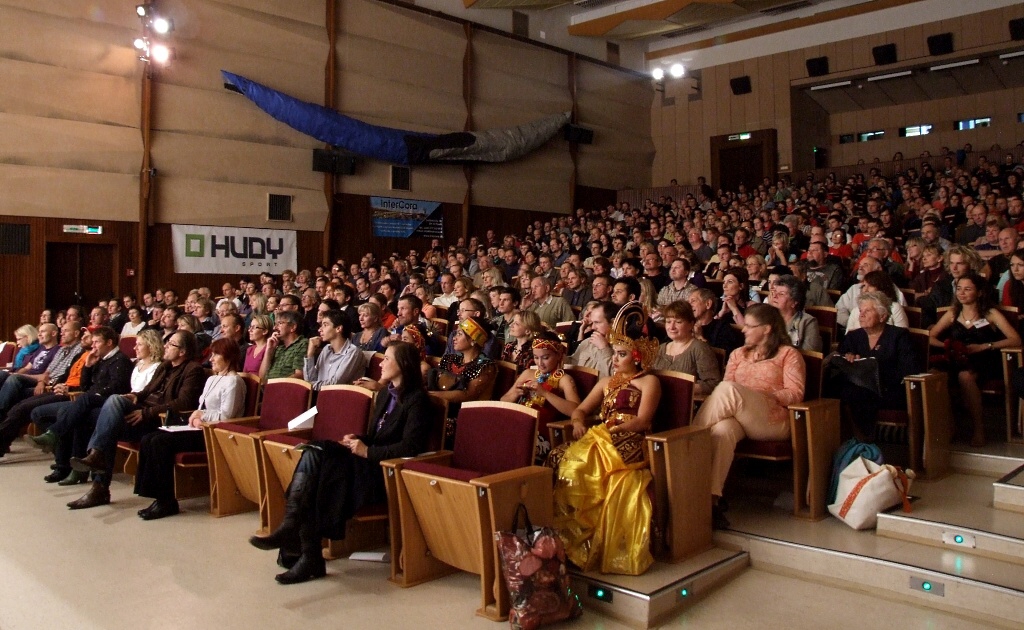 Zahjen MFOF Ostrava 2010 - Horydoly.cz 