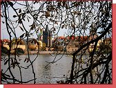 Praha, pohled z Kampy na Karlv most 