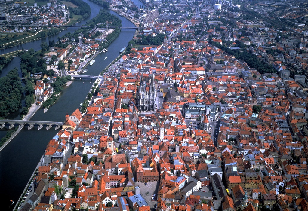 http://www.horydoly.cz/foto/regensburg_vanoce2009/img00001.jpg