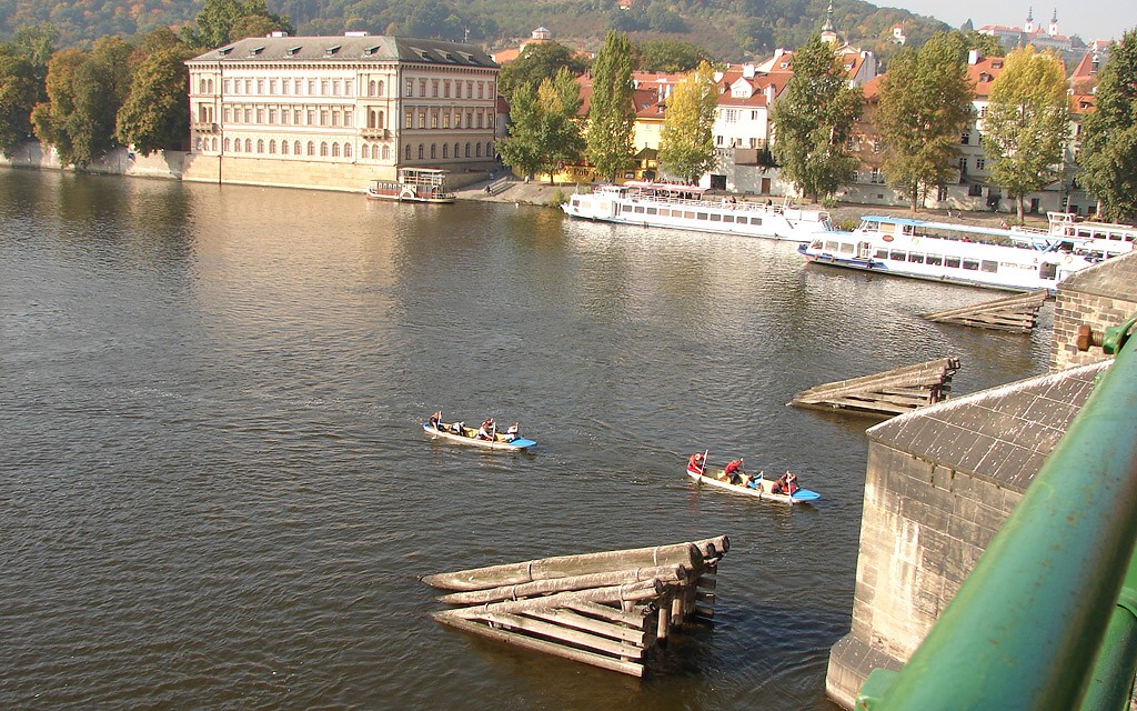 Praha, Vltava, Pes 3 jezy