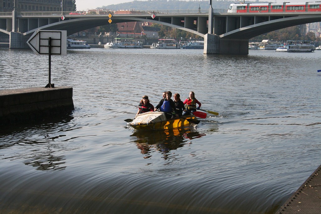 Praha, Vltava, Pes 3 jezy