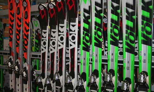 Vyzkoušejte v Peci lyže Völkl, které se budou prodávat až za rok