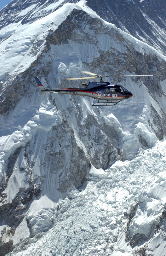 Výtah na Mount Everest?