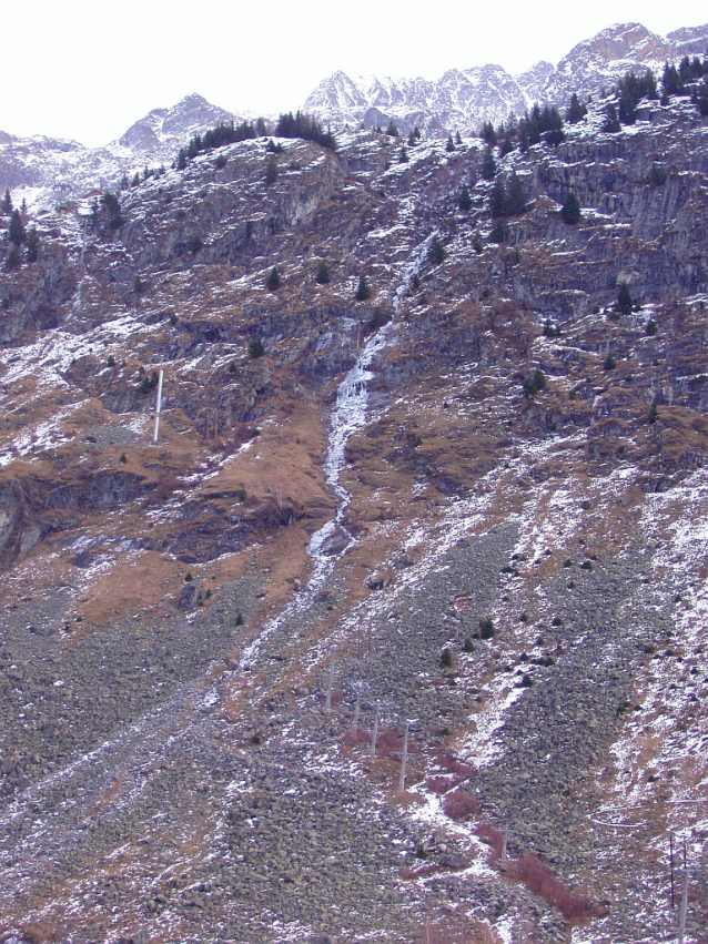 V Alpe dHuez mimo sjezdovky  