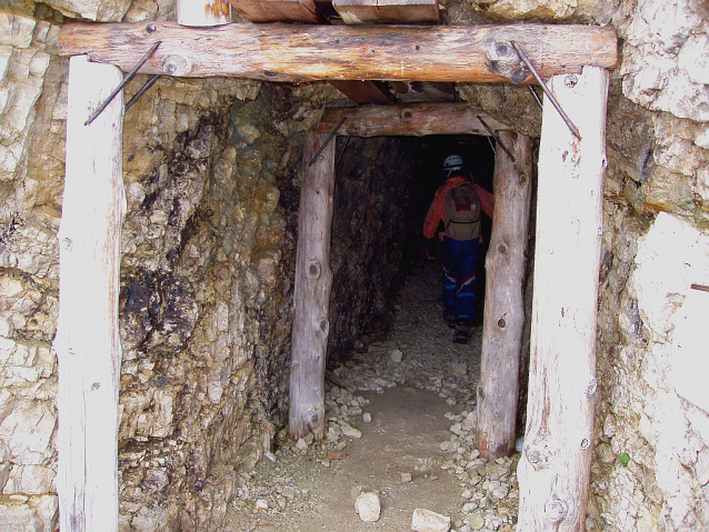 Provrtaná skála Lagazuoi