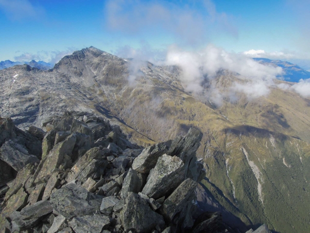 Mount Brewster: Chuť vysokohorské turistiky na Novém Zélandu