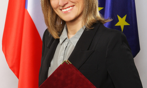 Šlechtová podporuje svůj cestovní ruch na dezinformačním webu Šlechtová podporuje svůj cestovní ruch na dezinformačním webu