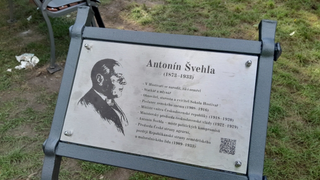 Antonín Švehla: Švehlova lavička nebo Švehlova busta?