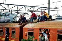 Zákaz cestování na střeše vlaku