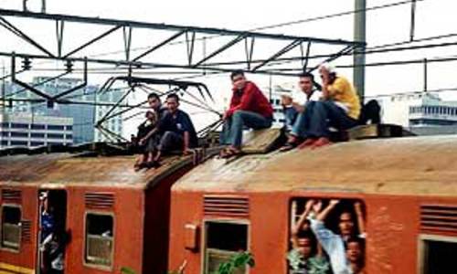 Zákaz cestování na střeše vlaku