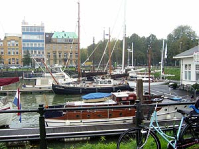 Pošmourno v holandských přístavech
