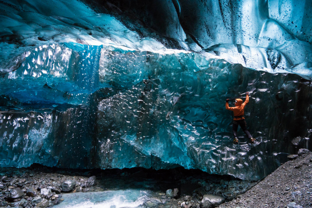 Marvel at the Beauty of Breath-taking Icelandic Ice Caves 