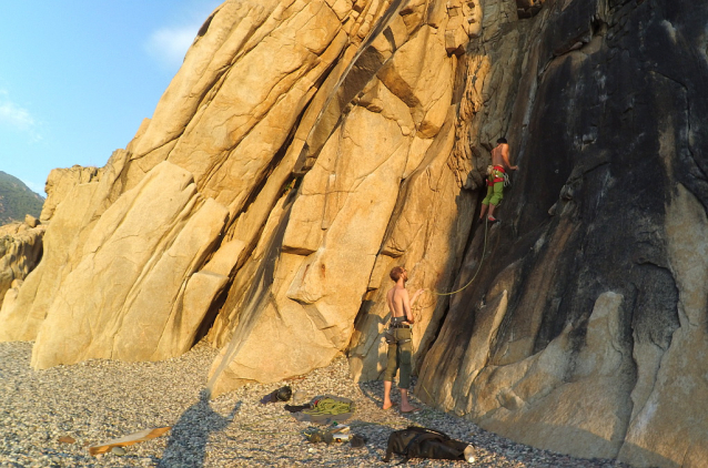 Climbing Porto: rock photo Corsica 