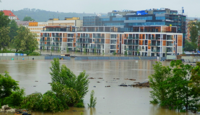 Vrata proti povodni na Rokytce a v Libeňském přístavu
