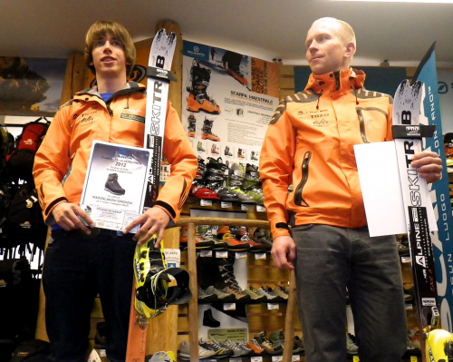 Stupně vítězů Českého poháru ve skialpinismu 2012: 1. Michal Štantejský (chybí), 2. Radoslav Groh, 3. Miroslav Duch.