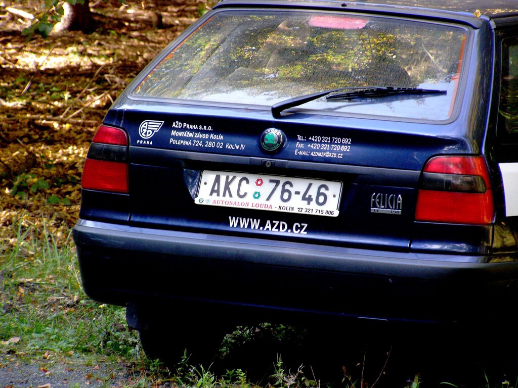 Auto na houbch - Horydoly.cz 
