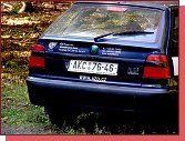 Auto na houbch u Stbrn Skalice okolo poledne 23. z 2007  
