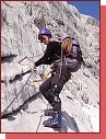 Batoh Alp 40 na sestupu fertou ze Schreiberwand k Admkov chat pod Dachsteinem 