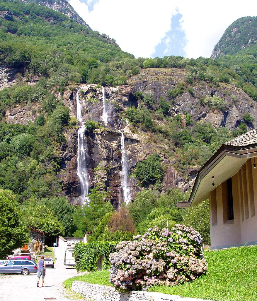 Chiavenna, Acquafraggia - Horydoly.cz 