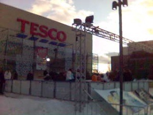 Praha, Tesco Eden 4.2.2010 - Horydoly.cz 