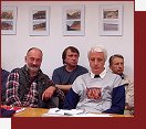 Jan Petera (vlevo) a Karel Markvart (vpravo), znakai Klubu eskch turist: 