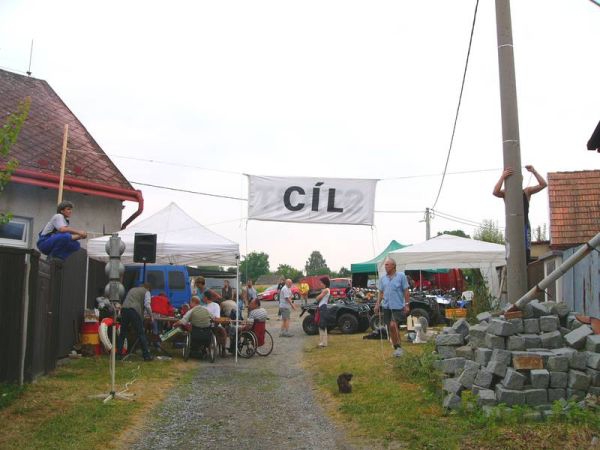Chrastensk stna, zvody tykolek