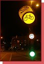 Ve vtin evropskch zem je svteln upozornn na ken provozu cyklist naprosto bn (Nmecko: Rostock)   