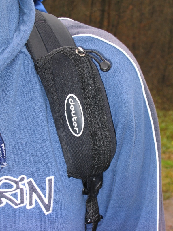 Deuter Phone Bug - Horydoly.cz 