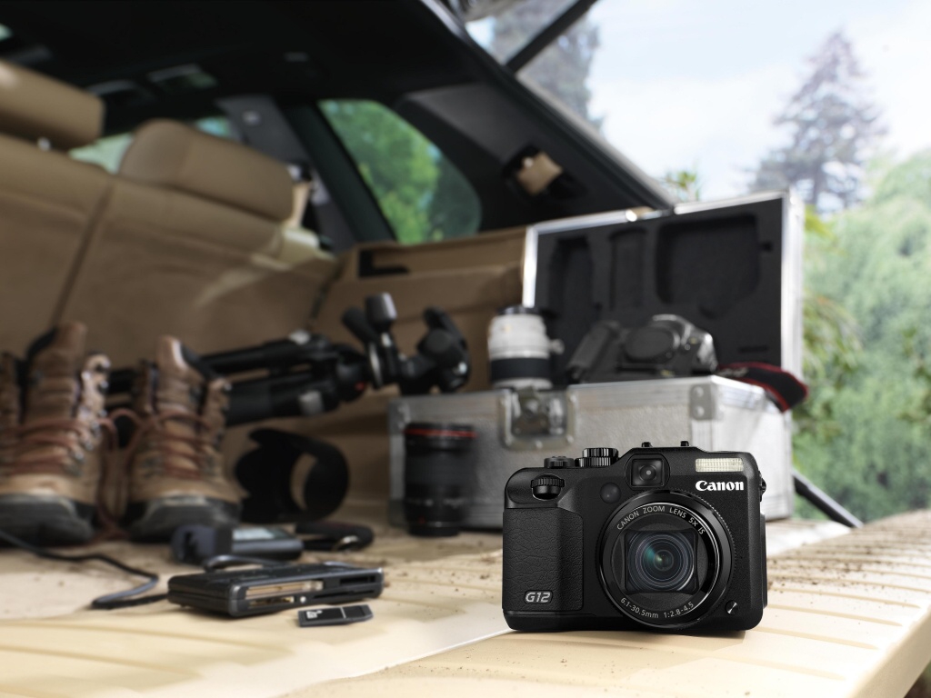 Canon, kompakty podzim 2010 - Horydoly.cz 