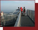 HTL Steig. Na vyhl�dkov� plo�in� Skywalk.