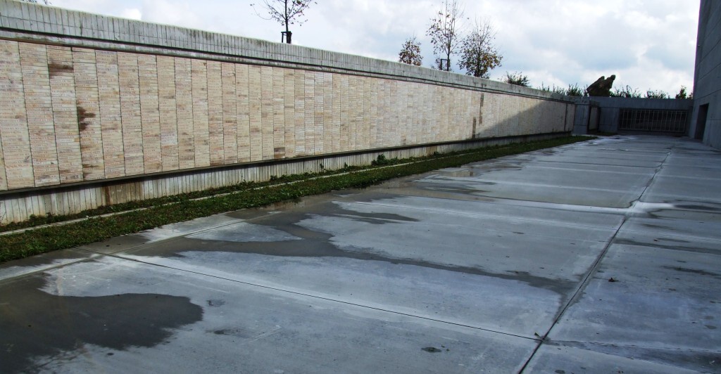 Hrabyn, pamtnk 2. svtov vlky - Horydoly.cz 