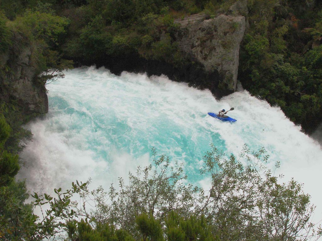 Jan Zajc Lsko jede Huka Falls