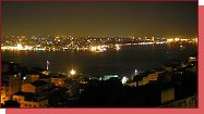 Istanbul, Bosporská úžina v noci 