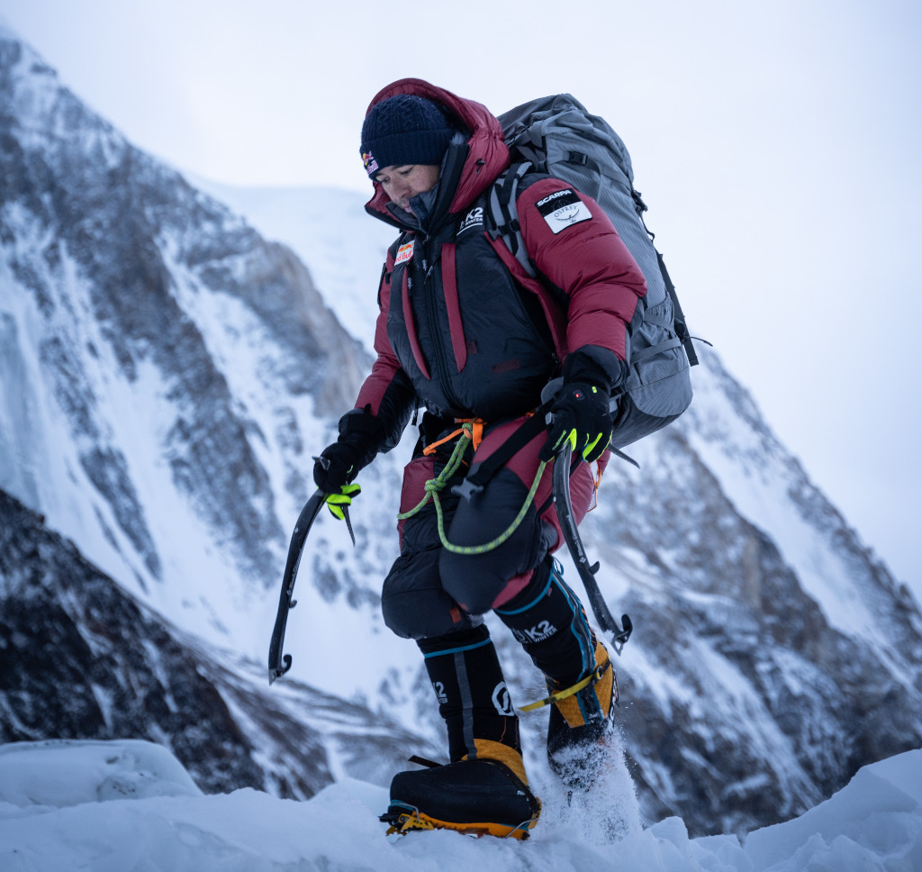 Nirmal Purja Completes World first Summit Of K2 In Winter Horydoly cz 