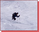 Kaprun, freeridov� trasa X1 vede v horn� ��sti otev�en�m ter�nem 