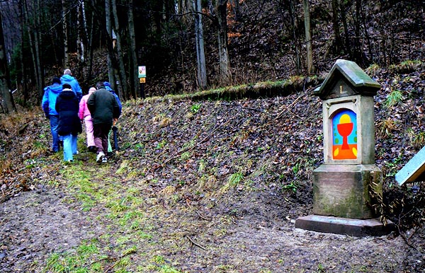 Krkonoe, Star hora, kov cesta