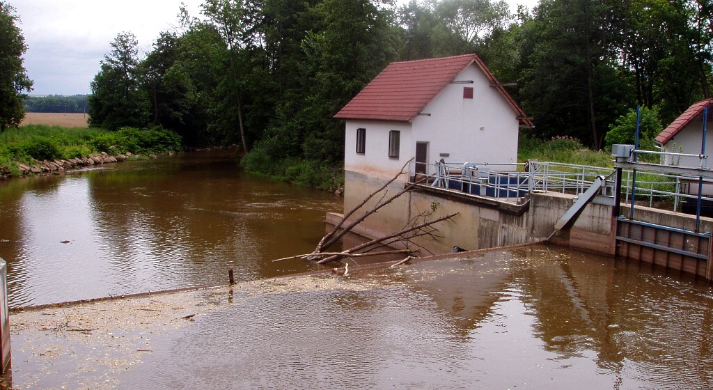 Labe: Dvr Krlov - Jarom - Horydoly.cz 