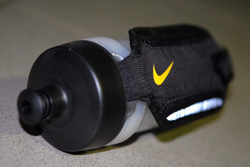 Nike Running Hand-Held Water Bottle - Horydoly.cz 