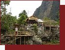 Laos, restaurace nad vodou