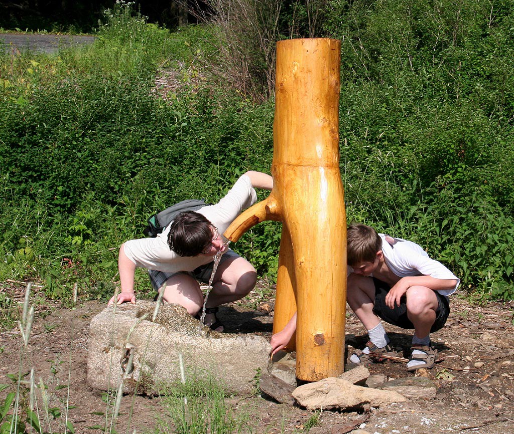esk les, Lohhuser