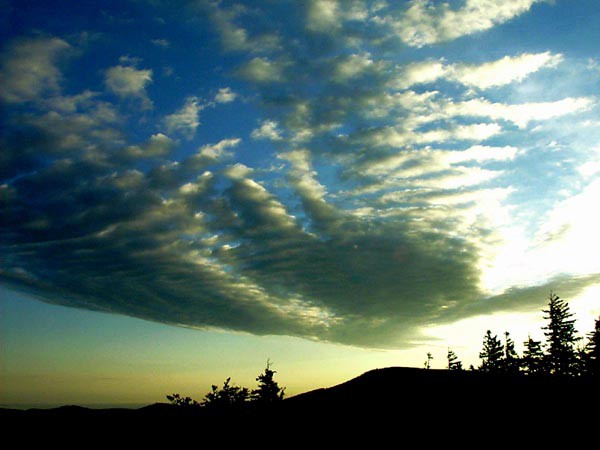 Lys hora, svtn na vrcholu