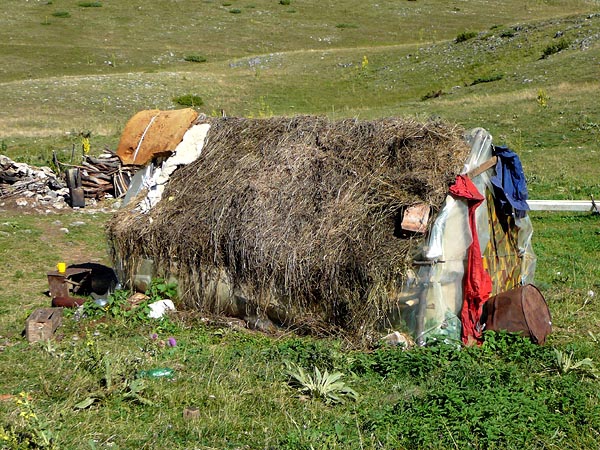 Makedonie, Karadica