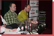 Petr Hork (vpravo) natoil mystifikaci Severn pl oima ufona 