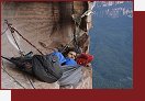 Stefan Glowacz na expedici Cerro Acopan. 800 metr vysok mohutn skaln stna stoj jako trn stec skryt poklad, kter domorod obyvatel nazvaj Tepui, Domov boh. Nhorn ploina Acopan Tepui stoj osaml, ohranien pouze pralesem. Dky izolaci si zde evoluce vytvoila vlastn faunu a flru specifickou pouze pro tuto st svta. 