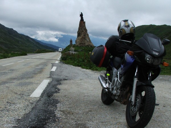 Do Francie na motorce