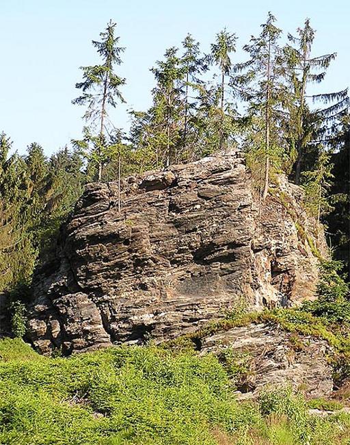 Skalka na hebeni