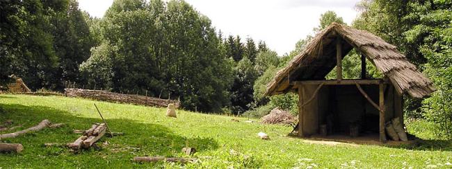 Villa Nova, Uhnov, stedovk psteek