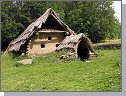 Villa Nova, Uhnov, stedovk chalupa